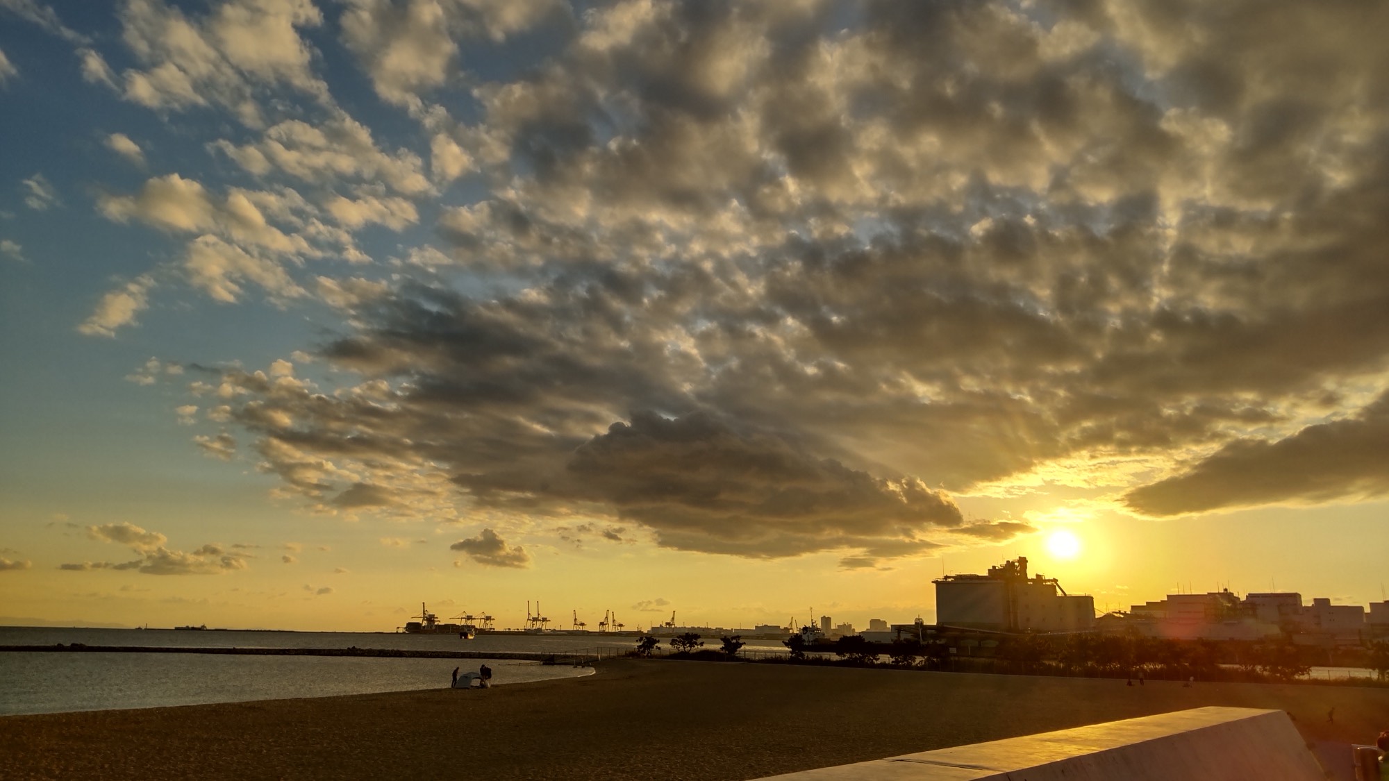 神戸港の夕景